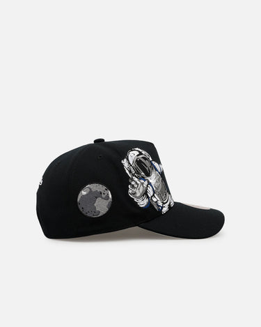 Mitchell & Ness Philadelphia Phillies 'Rocketman' Pro Pinch Snapback Black