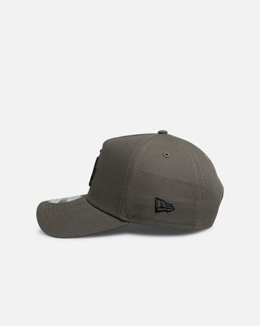 New Era Los Angeles Dodgers "Moss Canvas" 9Forty A-Frame Snapback Dark Green